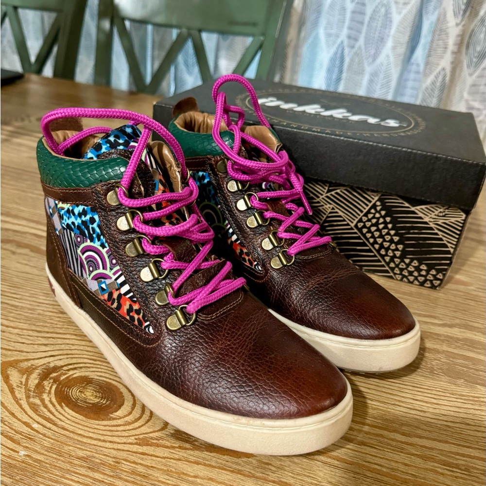 Inkkas Hiking Boots- Size 9